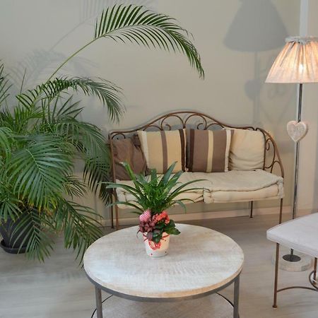 Bed and Breakfast Le Logis De Saint-Martin Haute-Goulaine Esterno foto